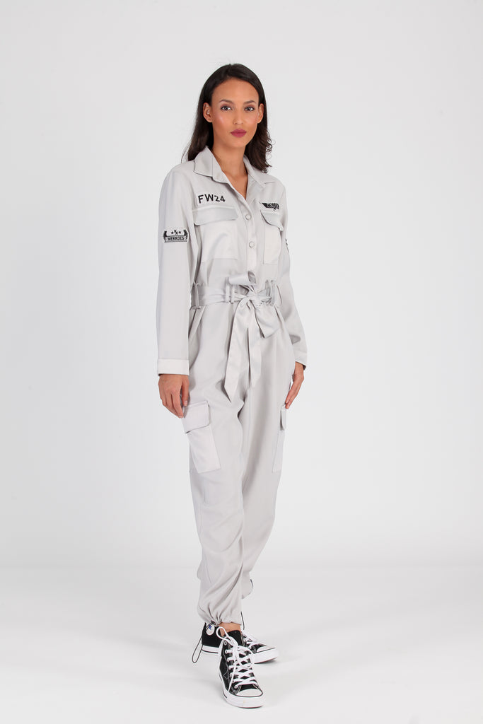 Mono gabardina parches bordado CALIFORNIA · GRIS ·