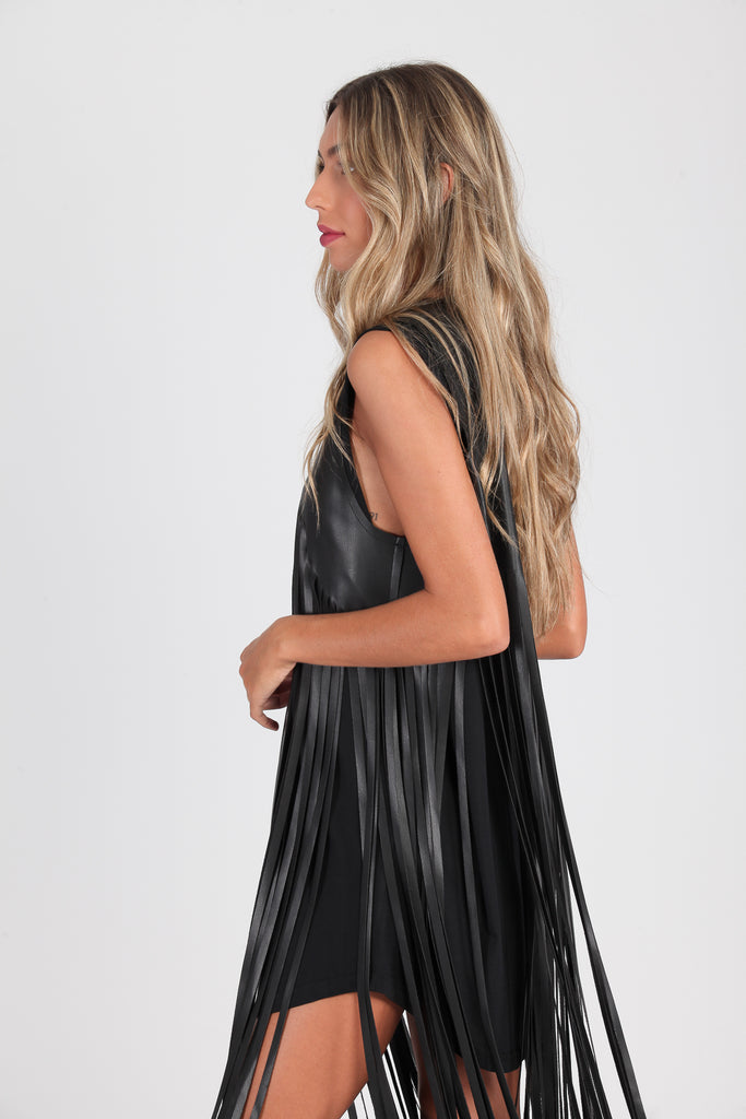 Top midi flecos efecto piel negro