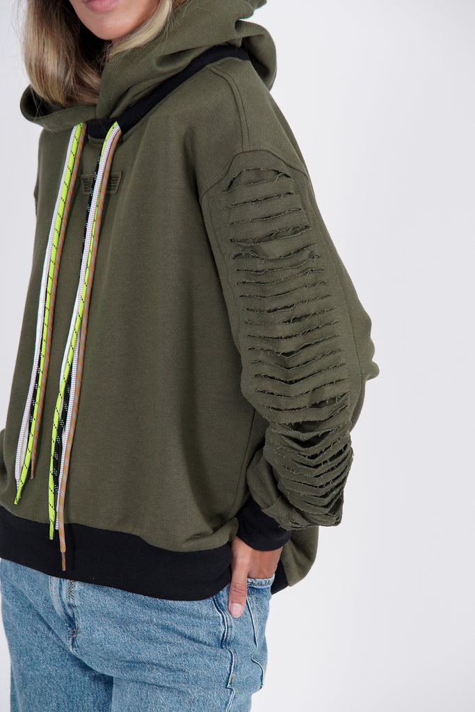 Sudadera multicordones & detalle mangas · KHAKI ·