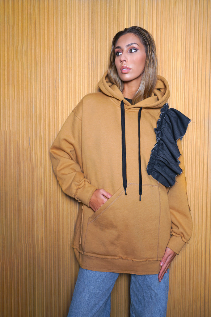 Sudadera camel 2025