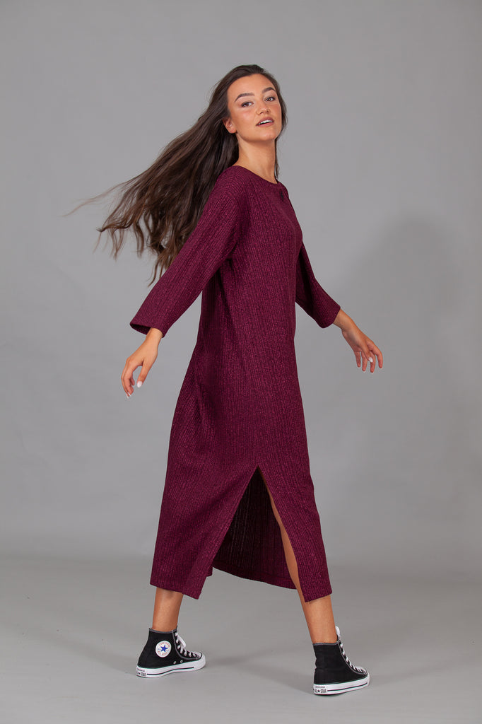 Vestido abertura punto canalé lurex · MAGENTA·