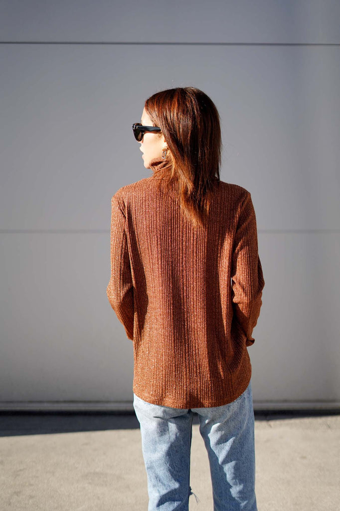Camiseta manga larga & cuello alto LUREX · COBRE ·
