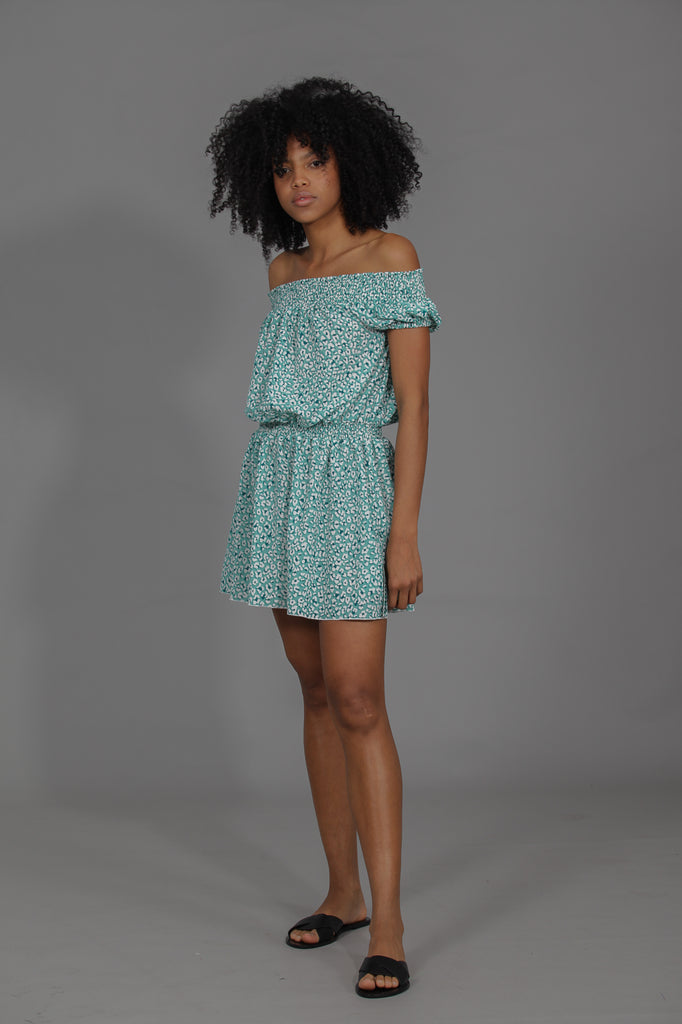 Vestido hombros descubiertos gomas · PRINT VERDE AGUA ·