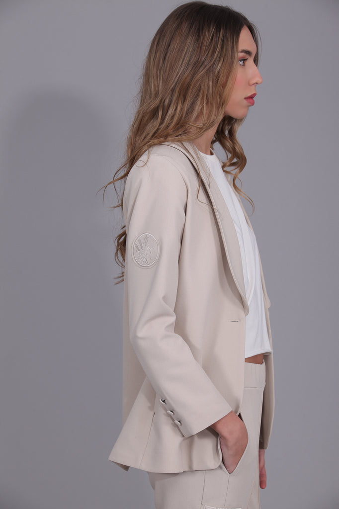 Blazer cuello Esmoquin CALIFORNIA · ARENA ·