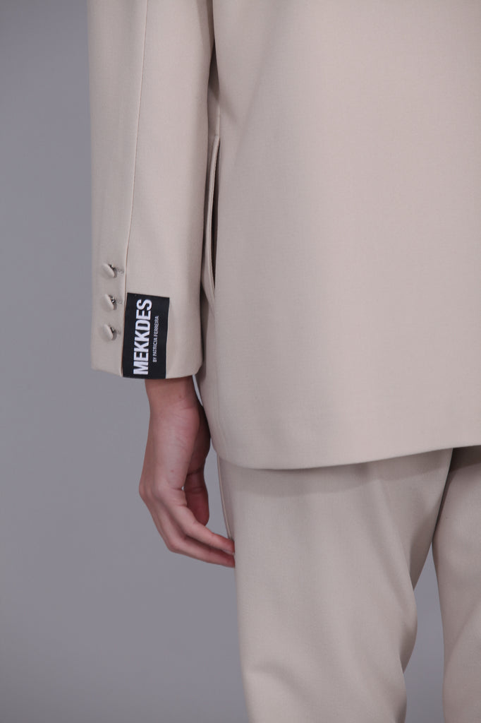 Blazer cuello Esmoquin CALIFORNIA · ARENA ·