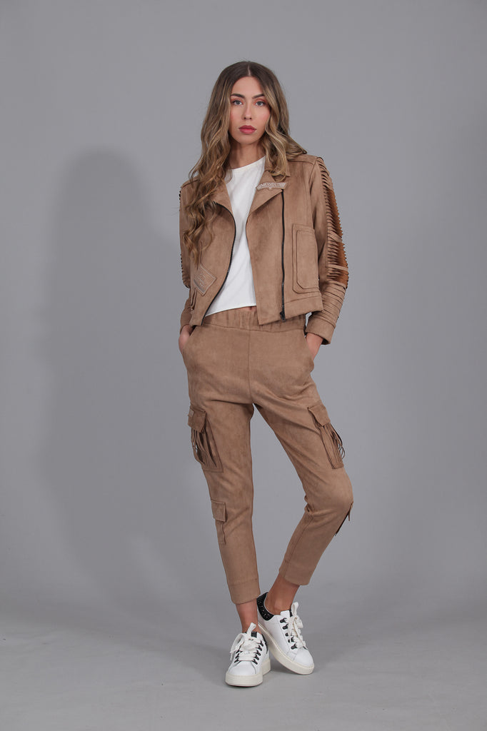 Pantalón cargo bolsillos · Ante Camel ·