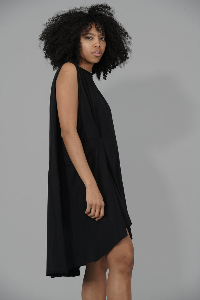 Vestido algodón pliegue · NEGRO ·